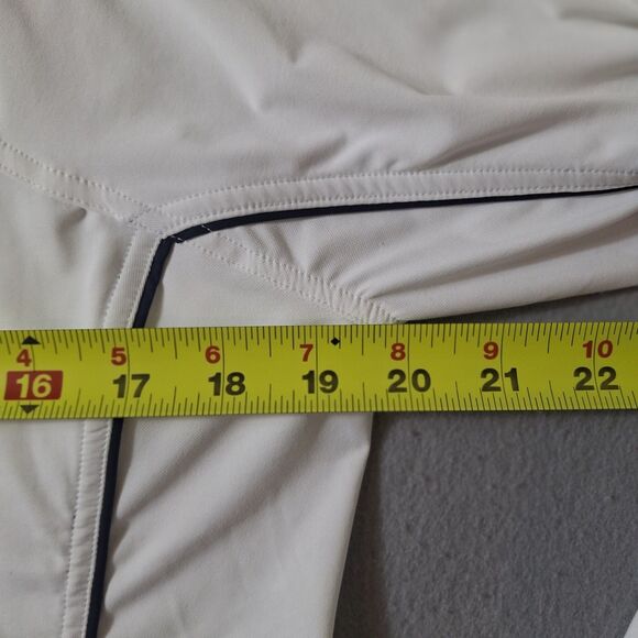 Peter Millar Sun Comfort Shirt Women's M White Lightweight Base Layer 1/4 Zip - Picture 7 of 7